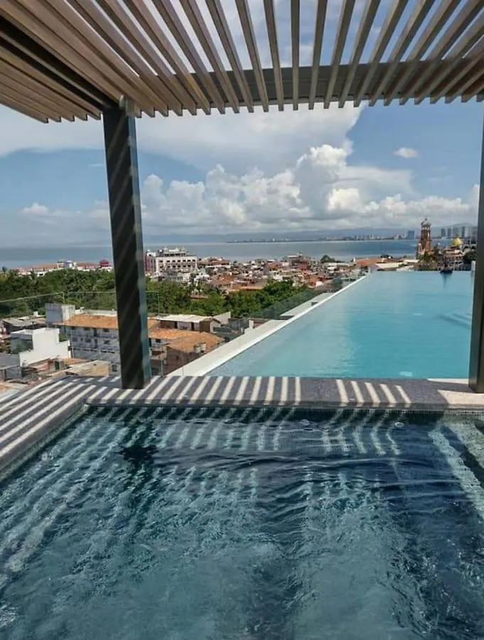 Condominio En Zona Romantica, Avida Residences Departamento 609 Puerto Vallarta